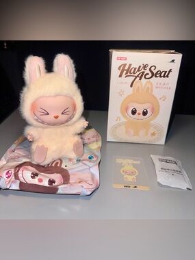 AUTHENTIC Pop Mart Labubu “Have A Seat” Series –SISI 💛✨